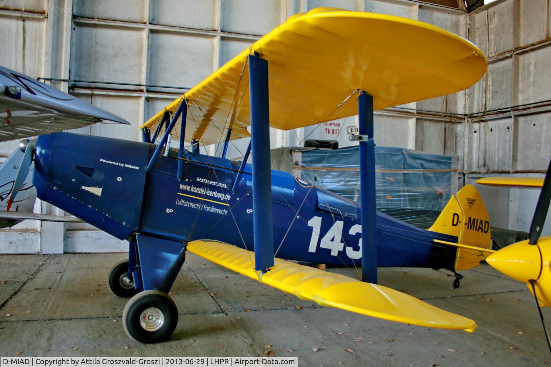 D-MIAD, 2001 Platzer Kiebitz B9 C/N 143, Györ-Pér Airport - Hungary