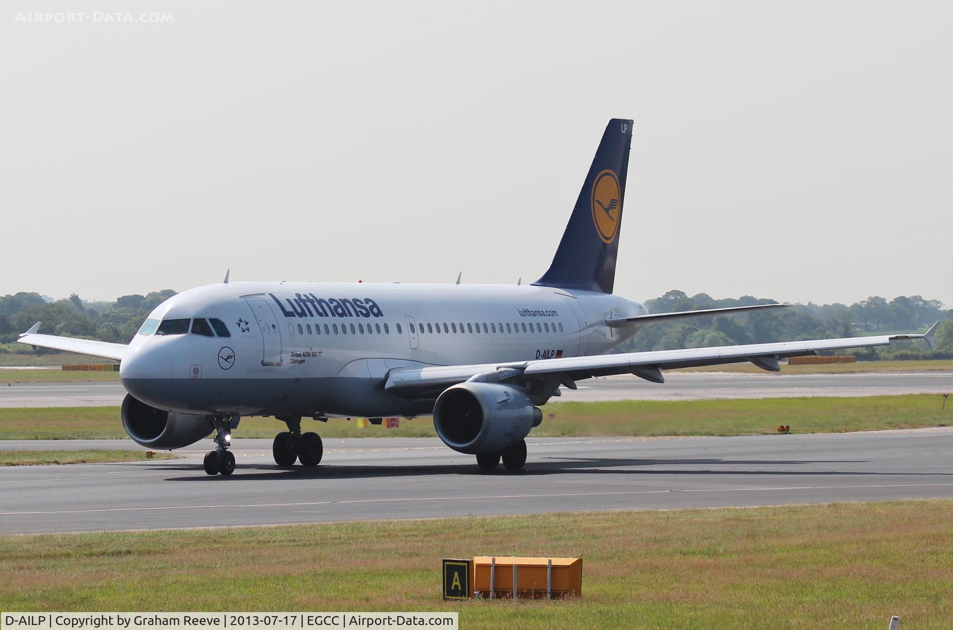 D-AILP, 1997 Airbus A319-114 C/N 717, Just landed.