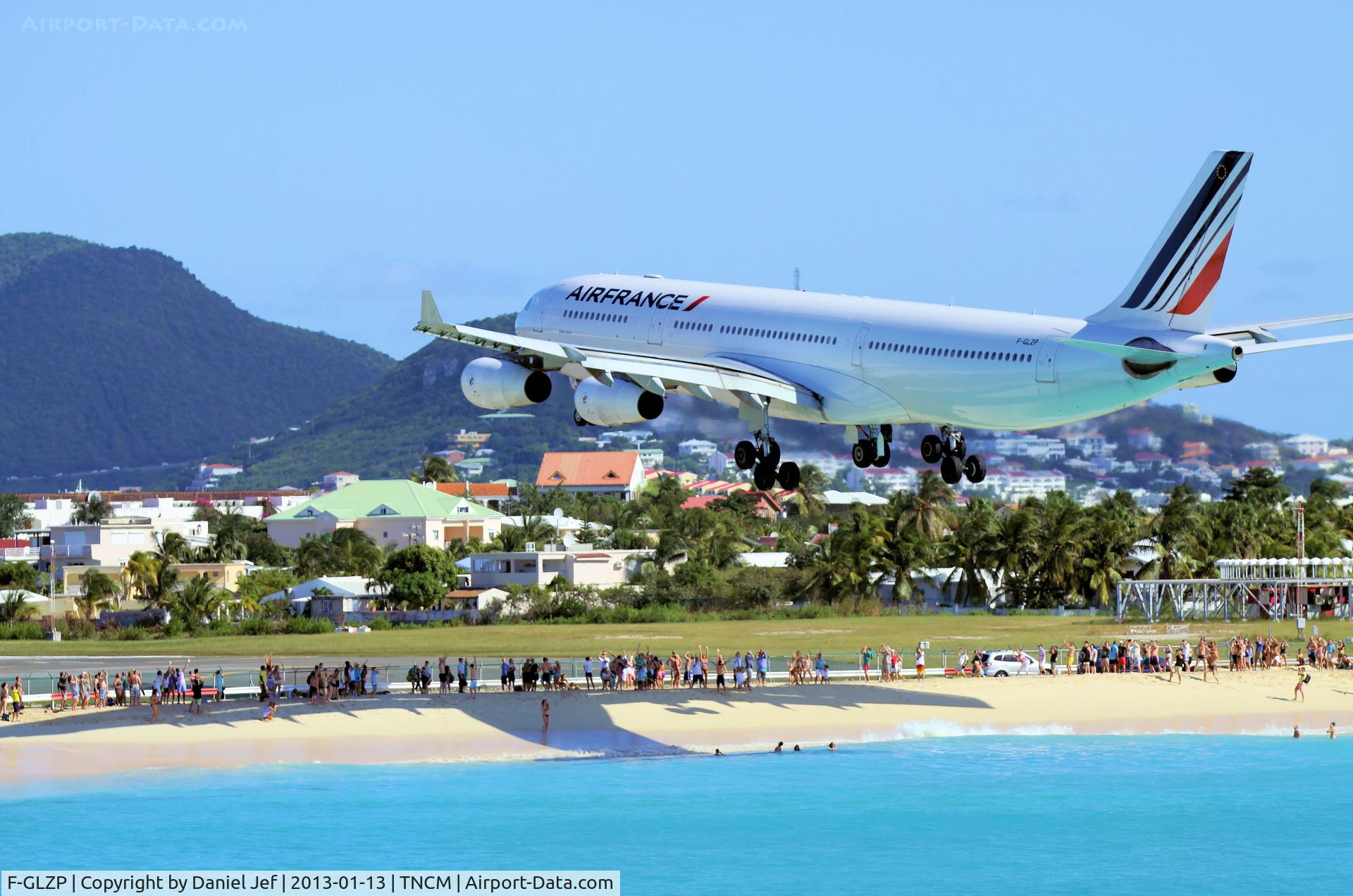 F-GLZP, 1999 Airbus A340-313X C/N 260, F-GLZP