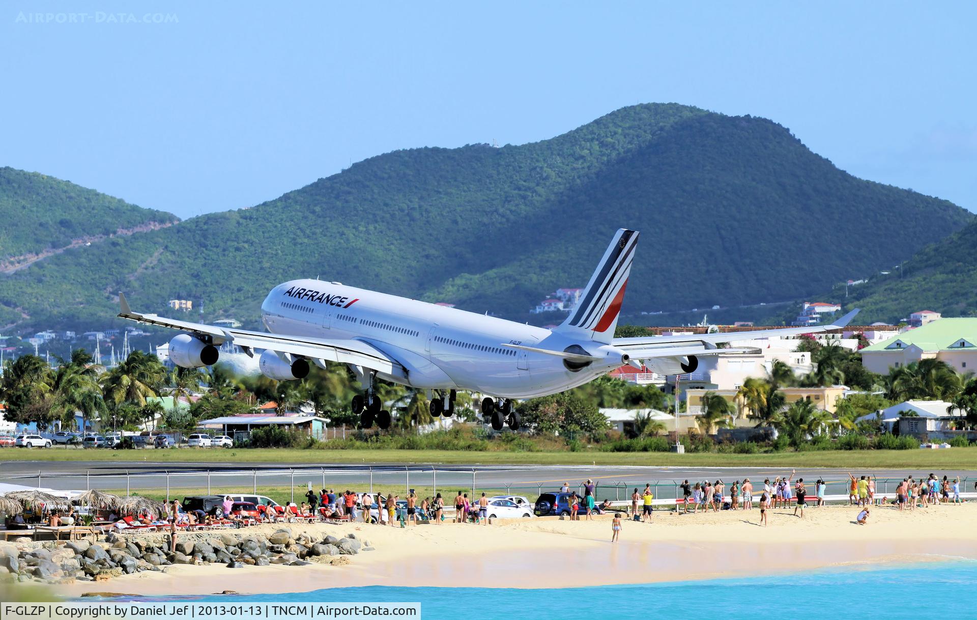 F-GLZP, 1999 Airbus A340-313X C/N 260, F-GLZP