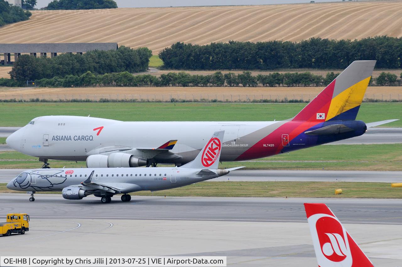 OE-IHB, 2009 Embraer 190LR (ERJ-190-100LR) C/N 19000294, NIKI