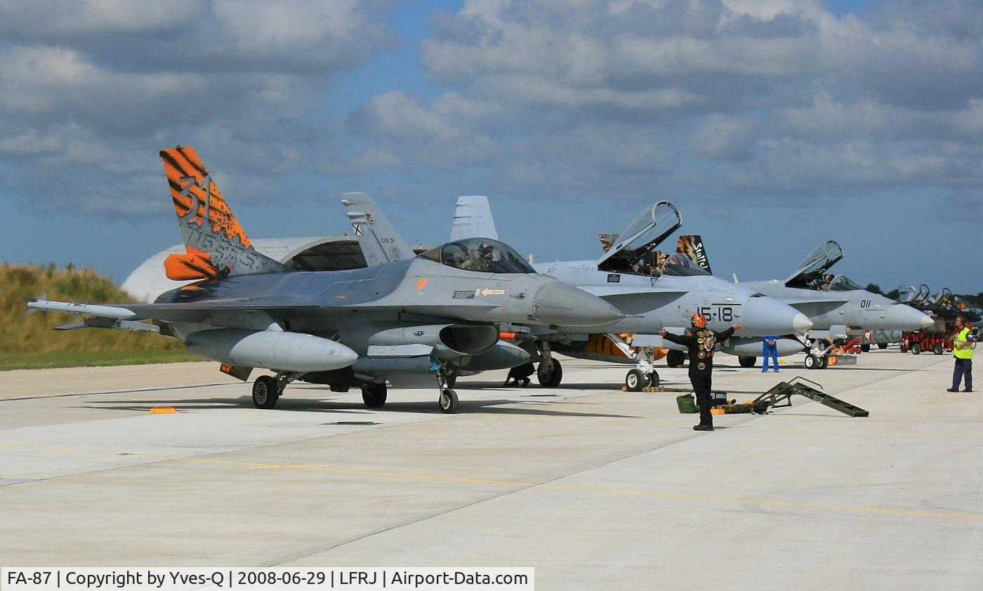 FA-87, SABCA F-16AM Fighting Falcon C/N 6H-87, Belgium Air Force General Dynamics (SABCA) F-16 AM Fighting Falcon FA-87, Landivisiau Naval Air Base (LFRJ) - Tiger Meet 2008