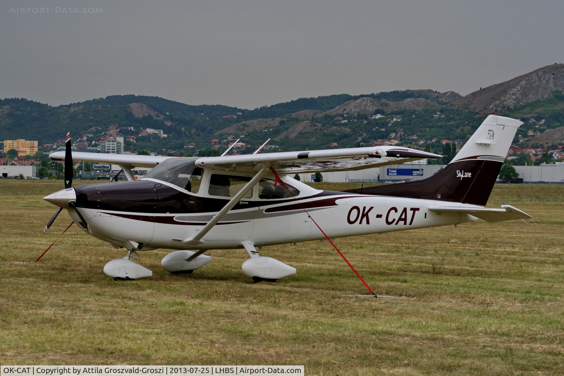 OK-CAT, 2004 Cessna 182T Skylane C/N 18281445, Budaörs Airport