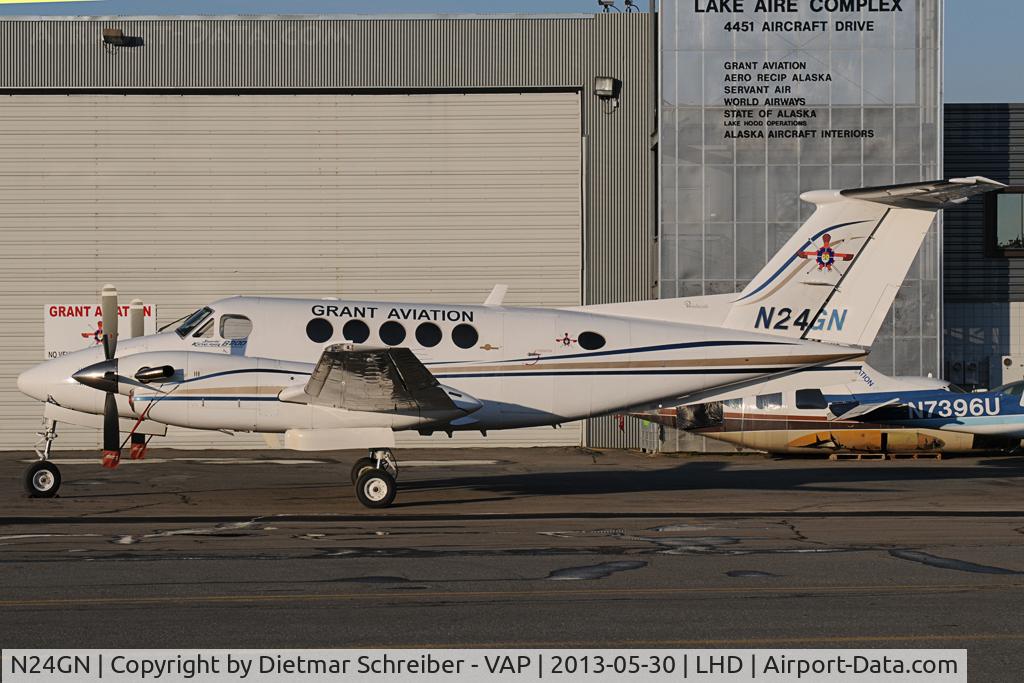 N24GN, 1981 Beech B200 King Air C/N BB-953, Beech 200 Grant Aviation