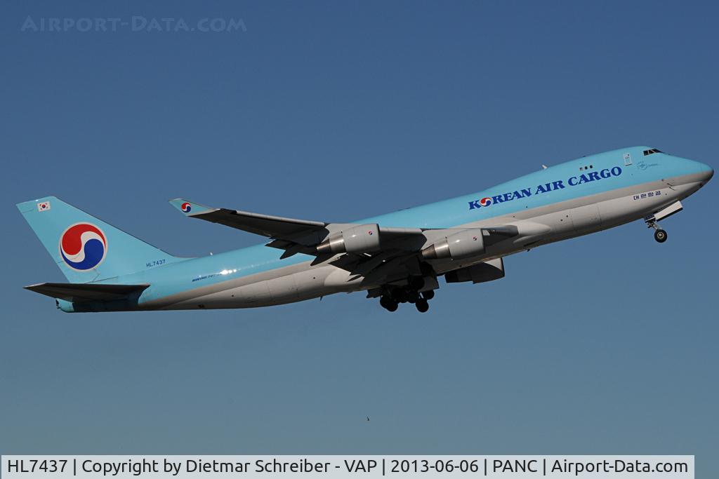 HL7437, 2003 Boeing 747-4B5F/SCD C/N 32808, Korean Air Boeing 747-400