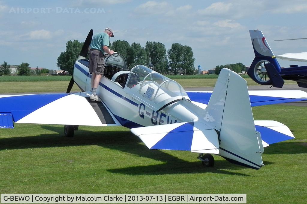 G-BEWO, 1966 Zlin Z-326 Trener Master C/N 915, Zlin Z-326 at The Real Aeroplane Company's Wings & Wheels Fly-In, Breighton Airfield, July 2013.