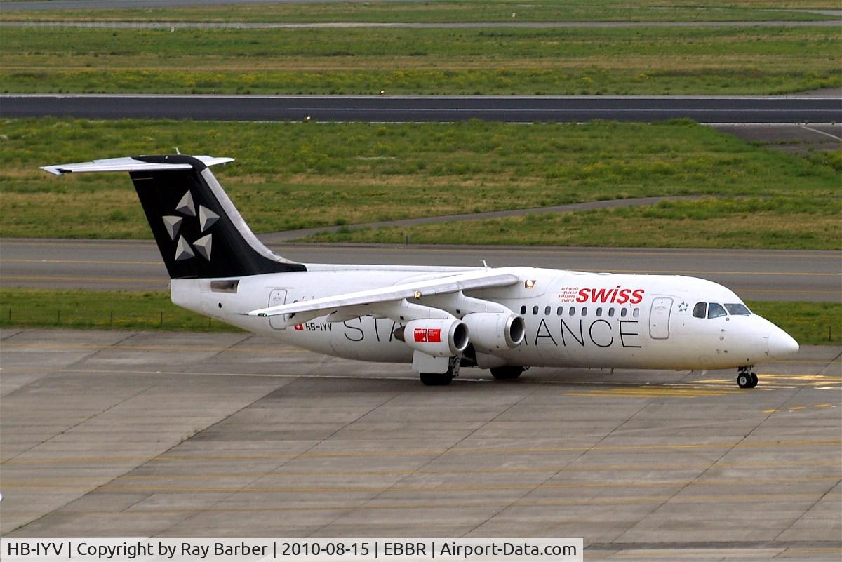 HB-IYV, 2000 British Aerospace Avro 146-RJ100 C/N E3377, BAe 146-RJ100 [E3377] (Swiss European Air Lines) Brussels~OO 15/08/2010