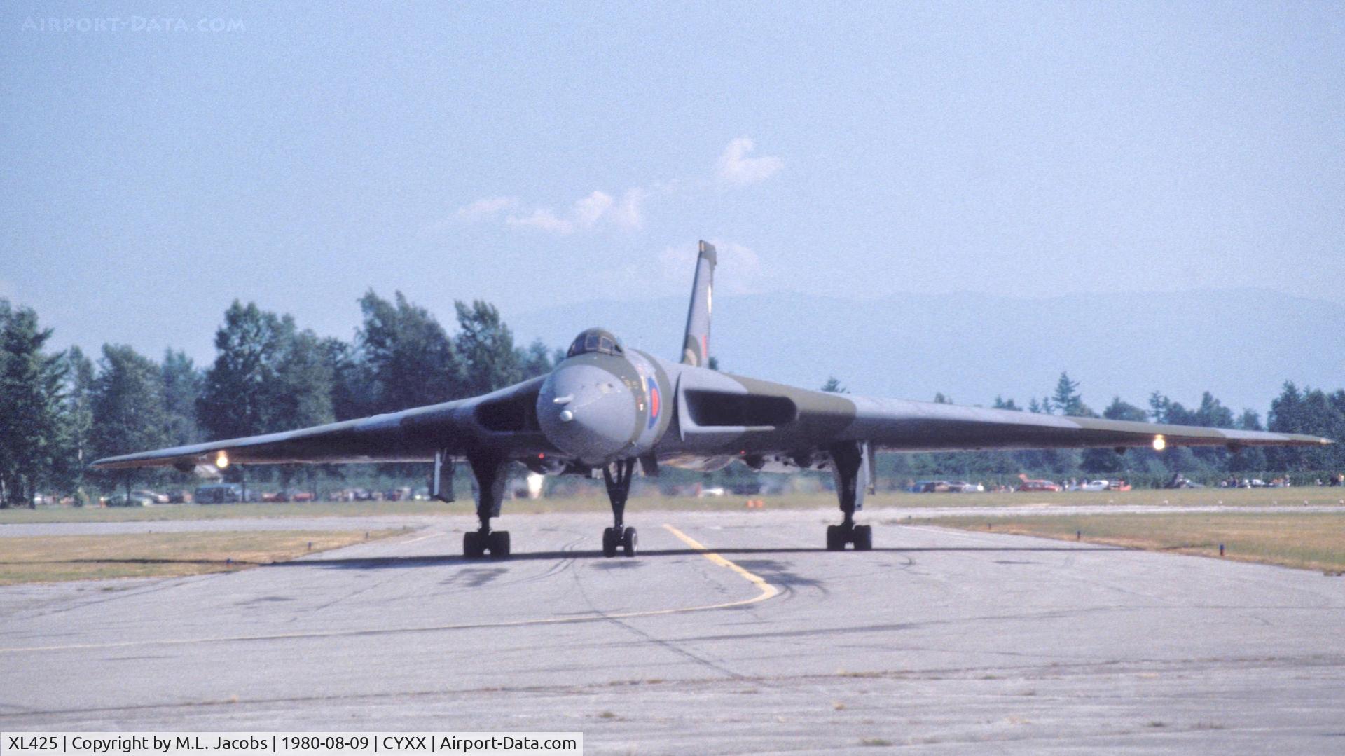 XL425, 1962 Avro Vulcan B.2 C/N Set 43, 1980 Abbotsford Air Show
