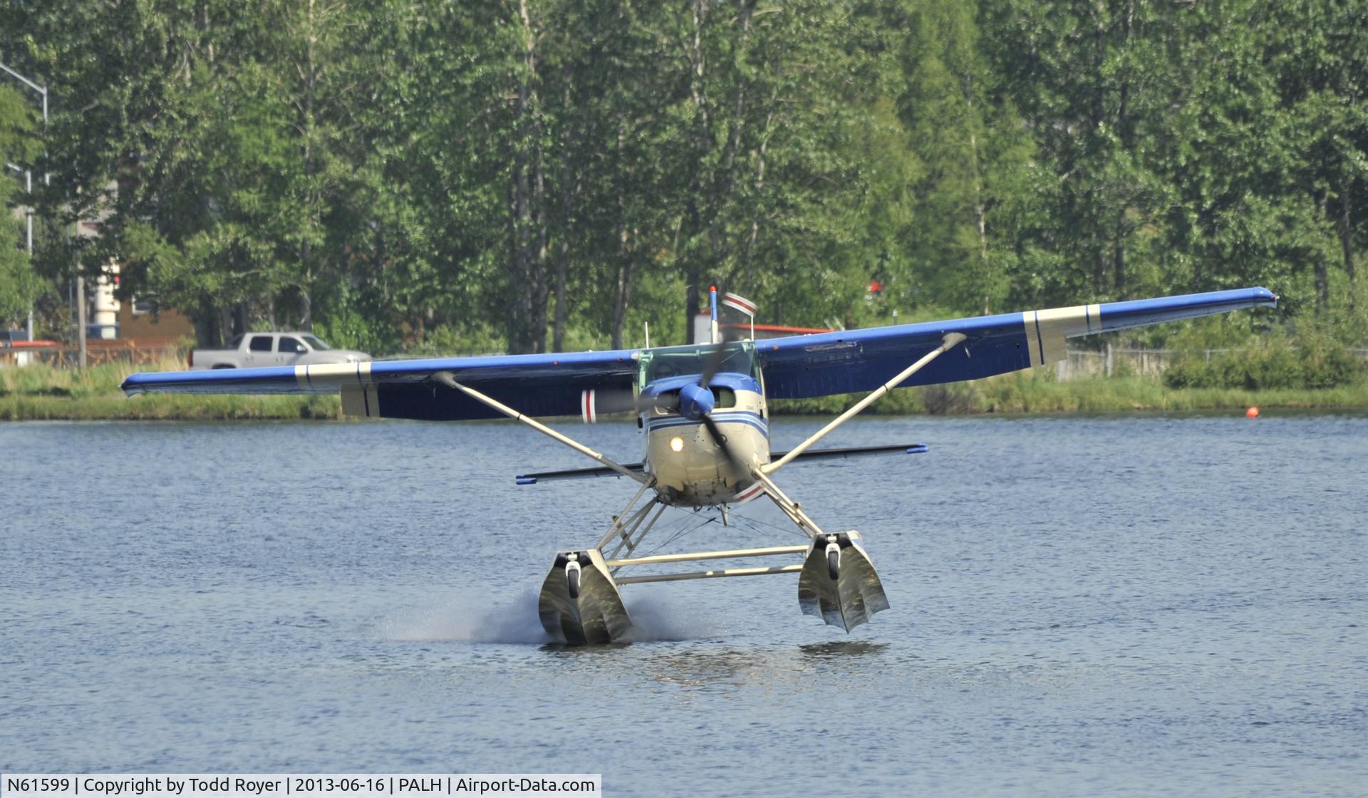 N61599, 1974 Cessna U206F Stationair C/N U20602350, Landing at Lake Hood