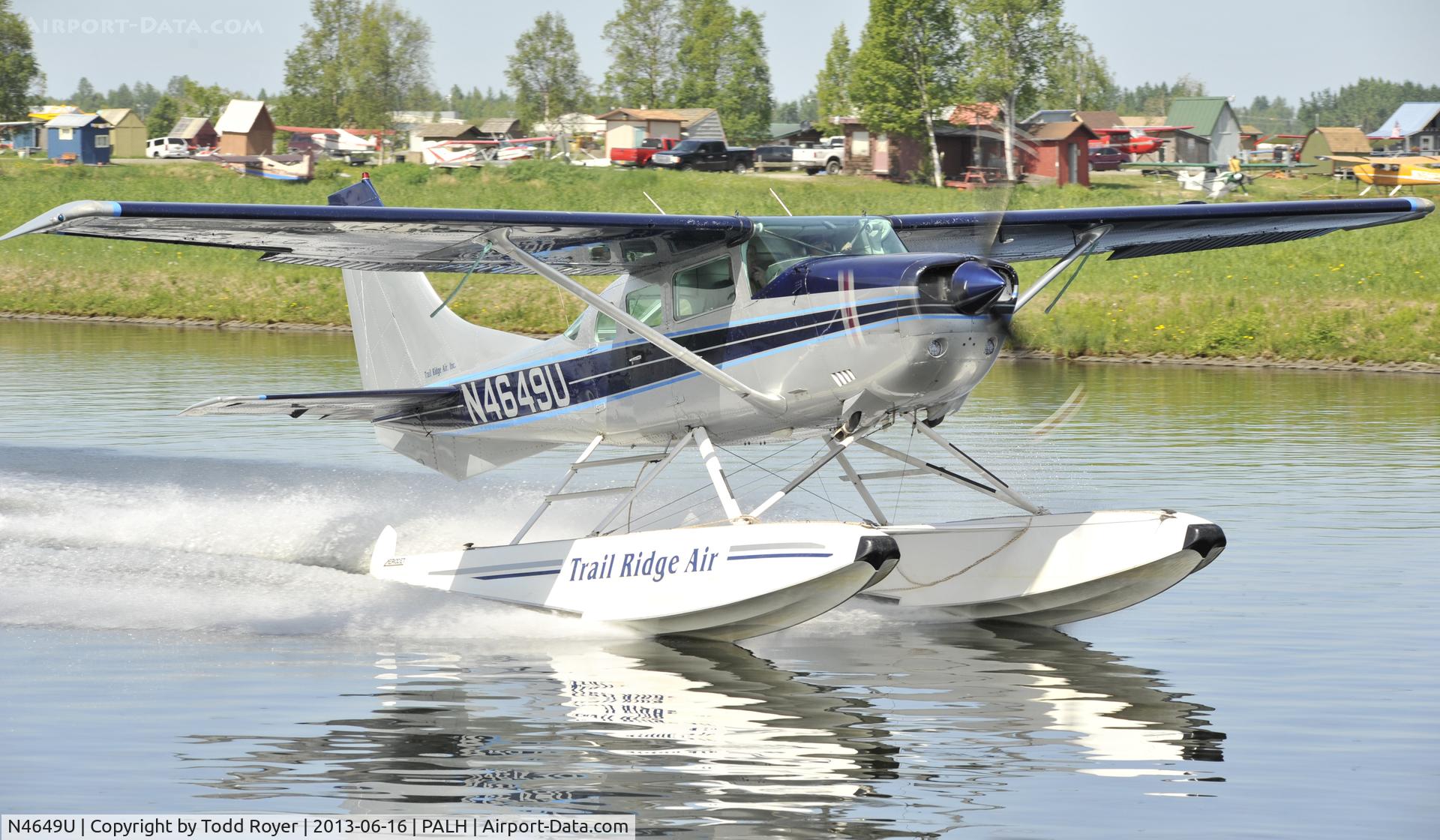 N4649U, 1979 Cessna U206G Stationair C/N U20605028, High speed taxi at Lake Hood