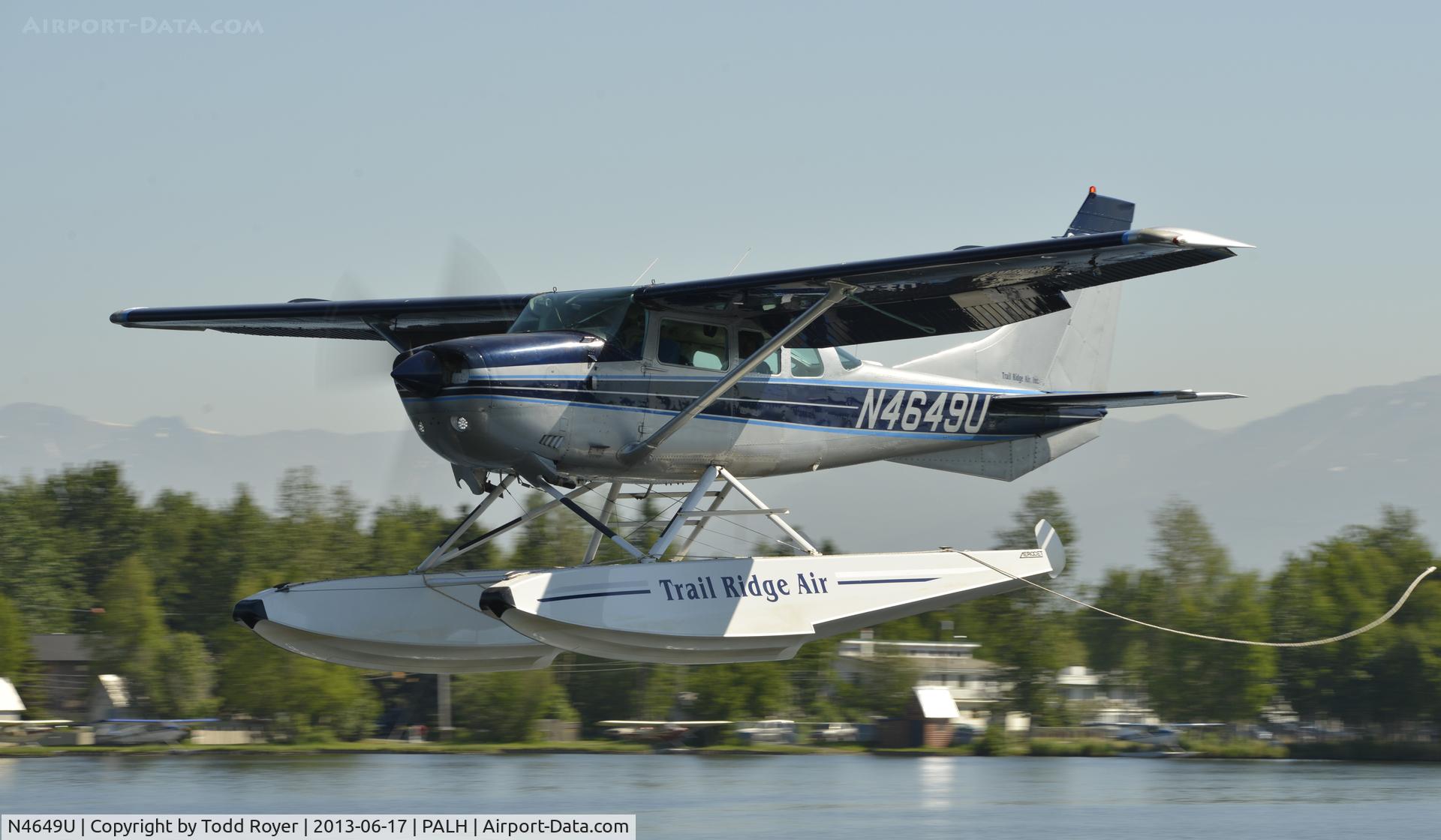 N4649U, 1979 Cessna U206G Stationair C/N U20605028, Landing at Lake Hood