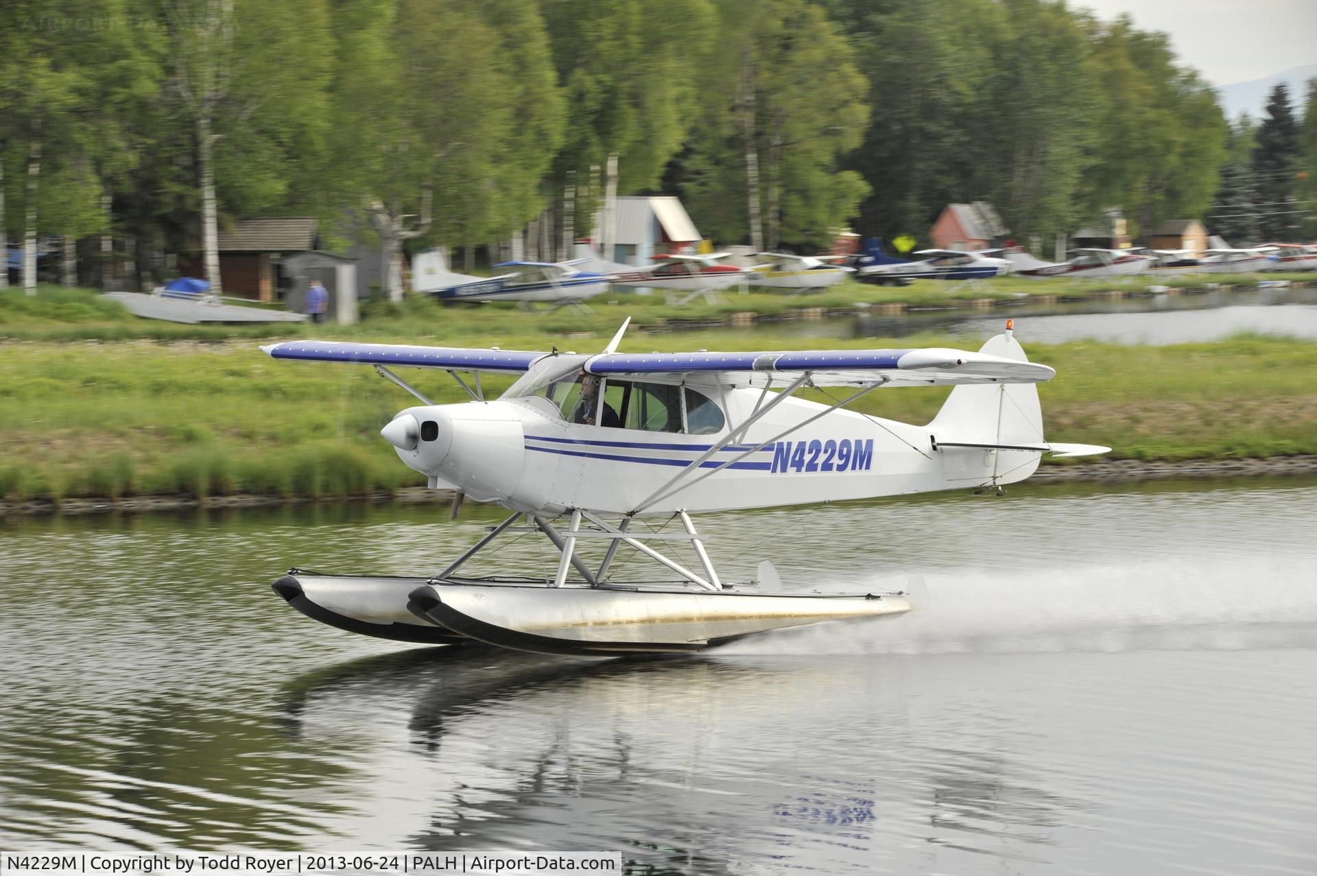 N4229M, 1947 Piper PA-12 Super Cruiser C/N 12-3126, Departing Lake Hood