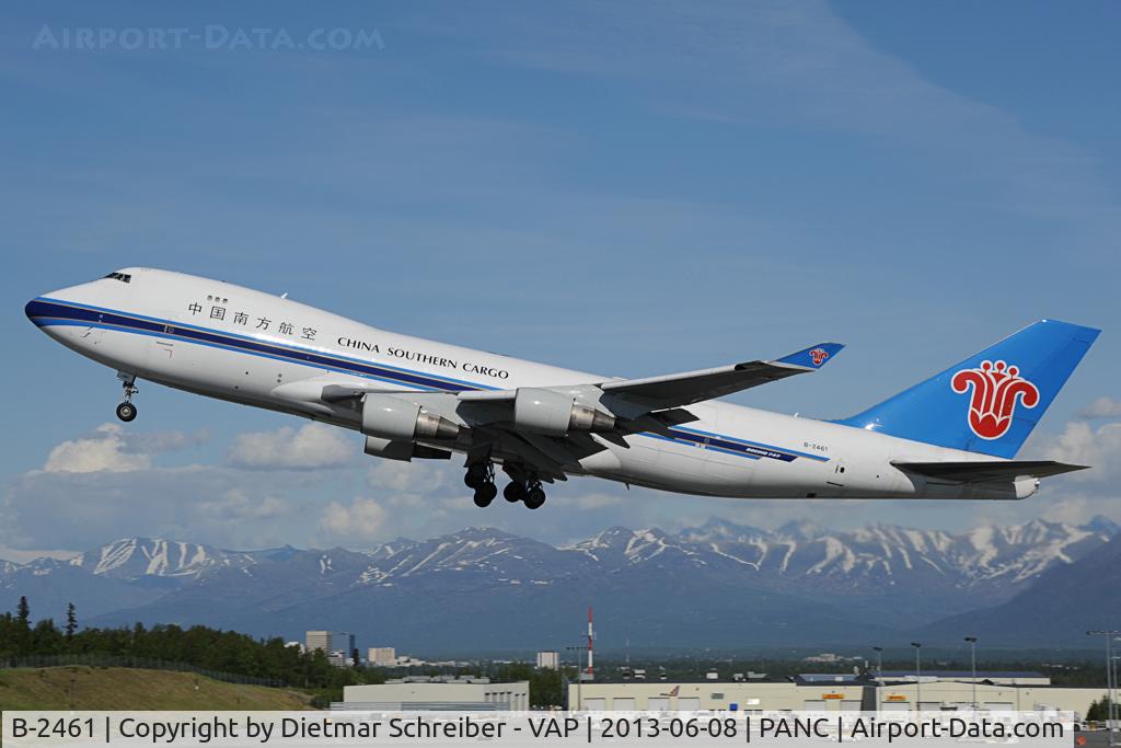 B-2461, Boeing 747-41BF/SCD C/N 32804, China Southern Boeing 747-400