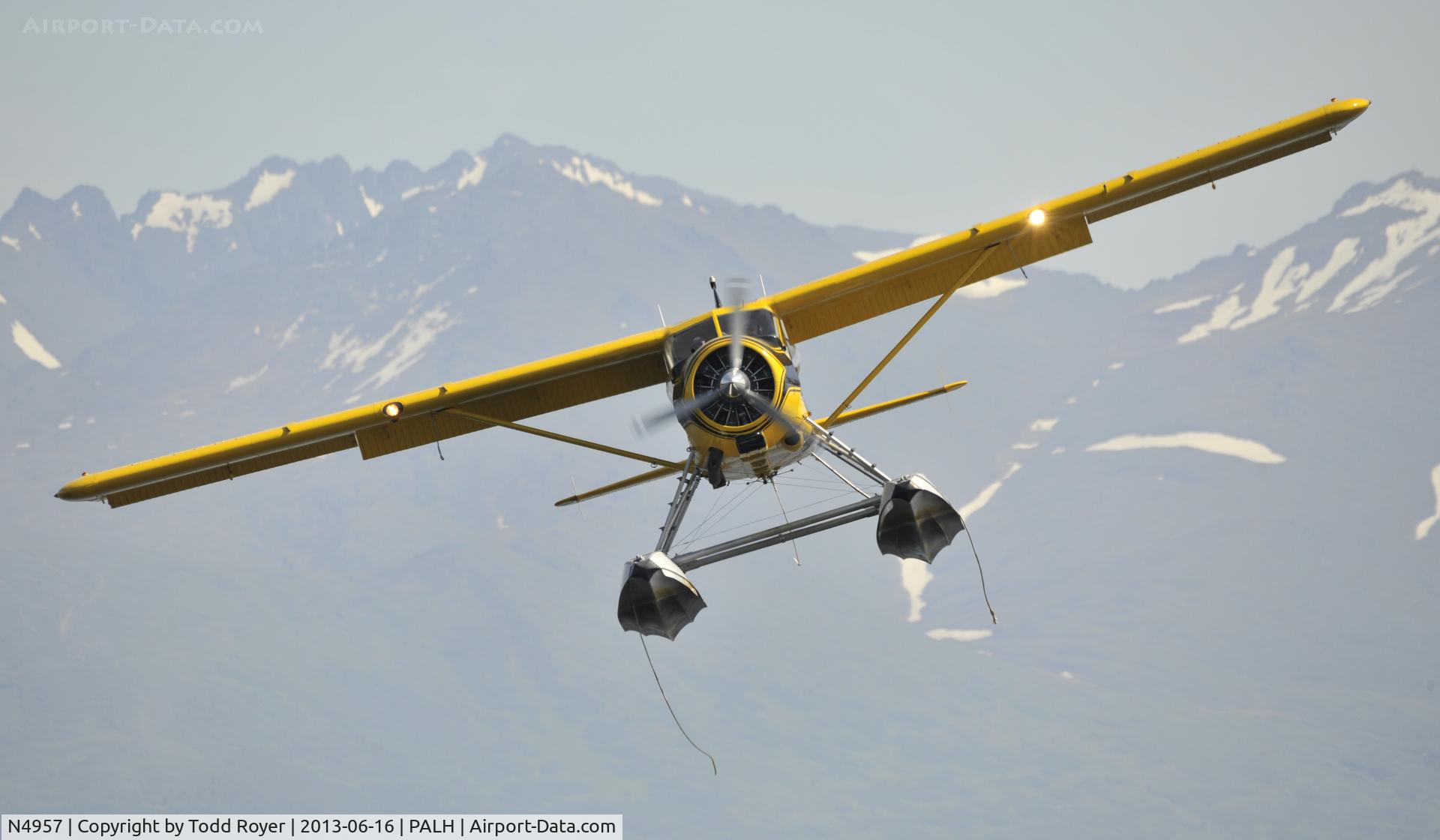 N4957, 1952 De Havilland Canada L-20A Beaver C/N 490, On final to Lake Hood