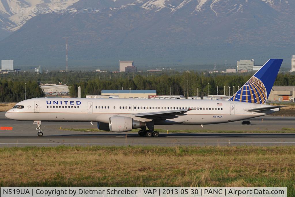 N519UA, 1990 Boeing 757-222 C/N 24872, United Boeing 757-200
