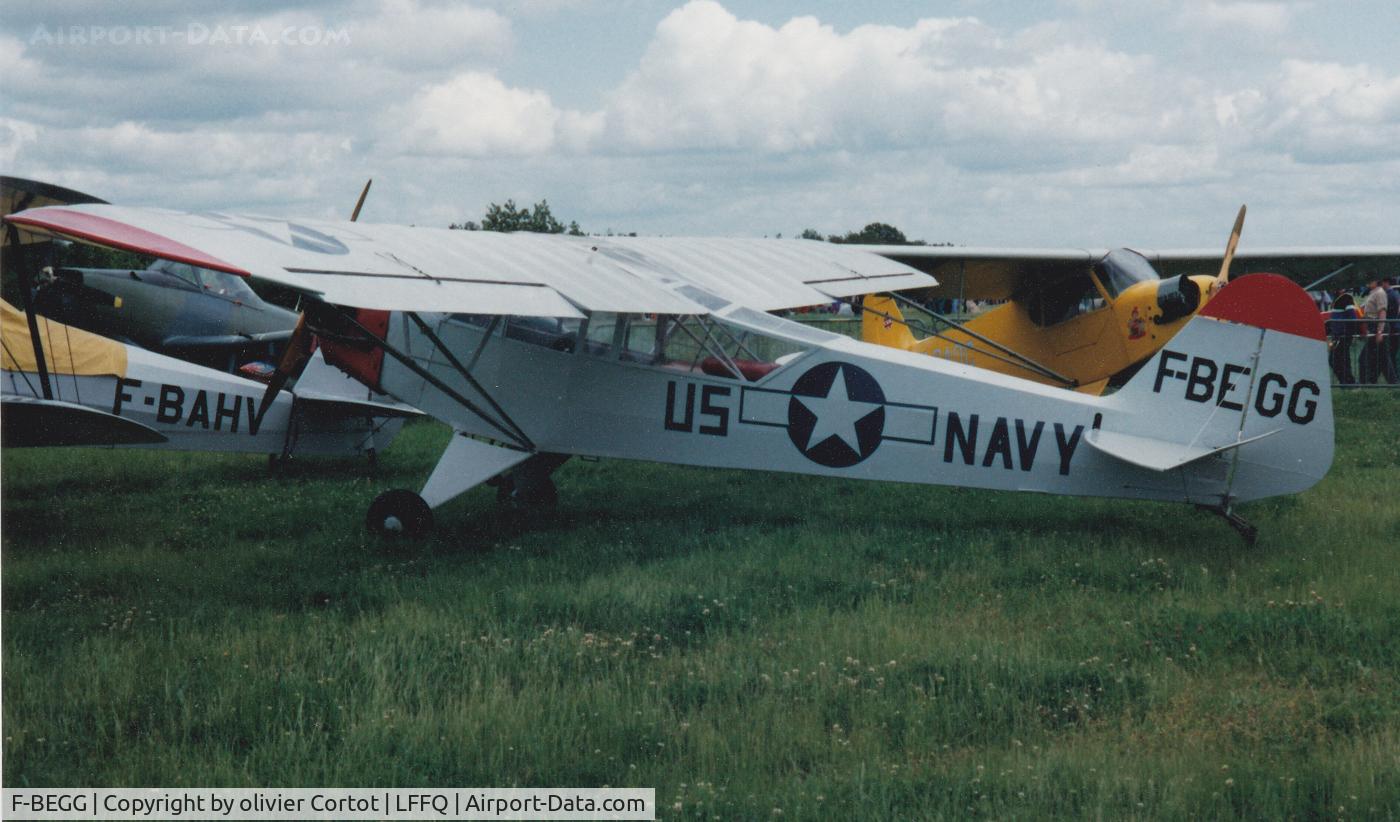 F-BEGG, 1944 Piper L-4J Grasshopper (J3C-65D) C/N 12886, Ferte 1991