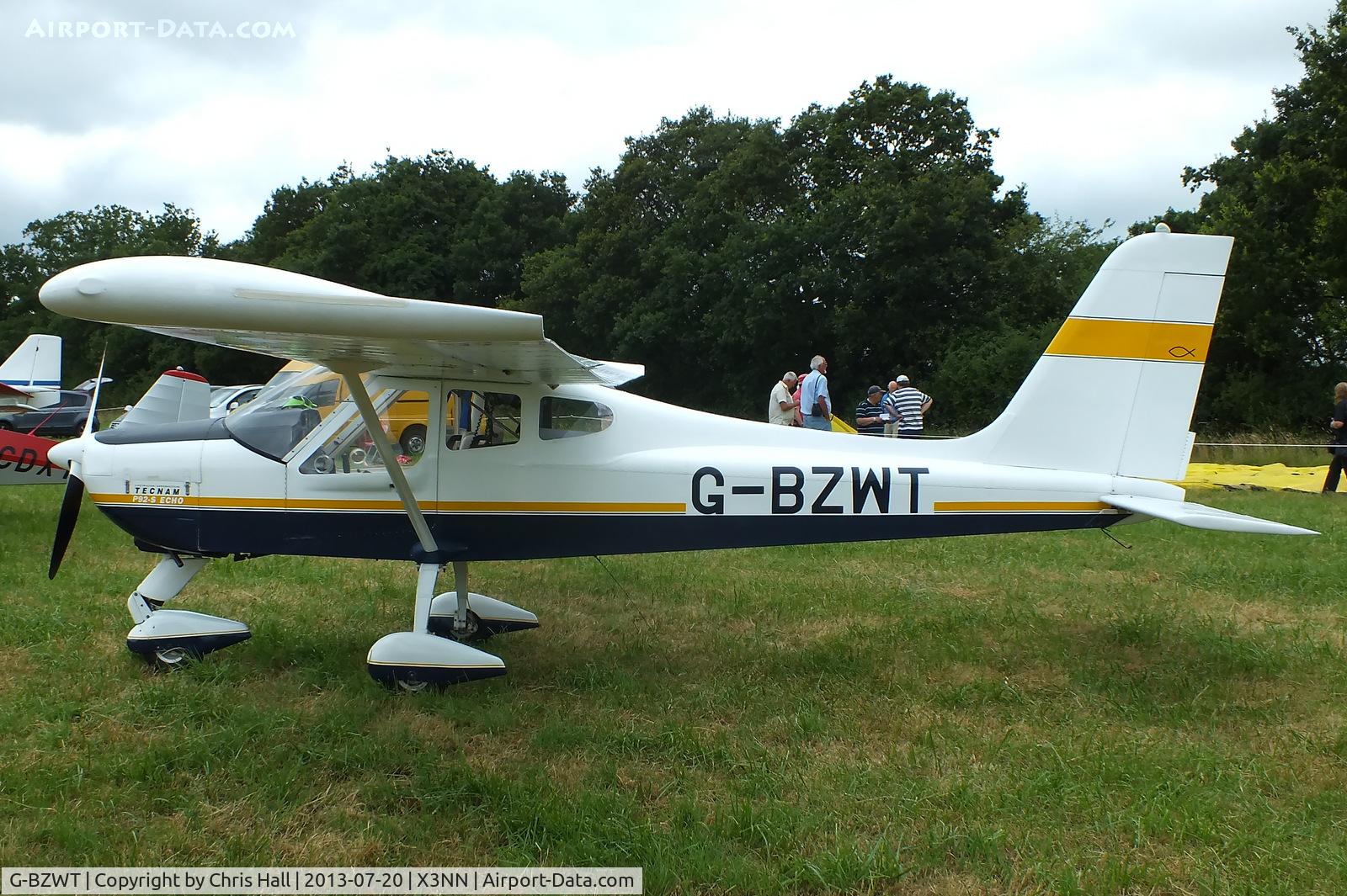G-BZWT, 2001 Tecnam P-92EA Echo C/N PFA 318-13681, at the Stoke Golding stakeout 2013