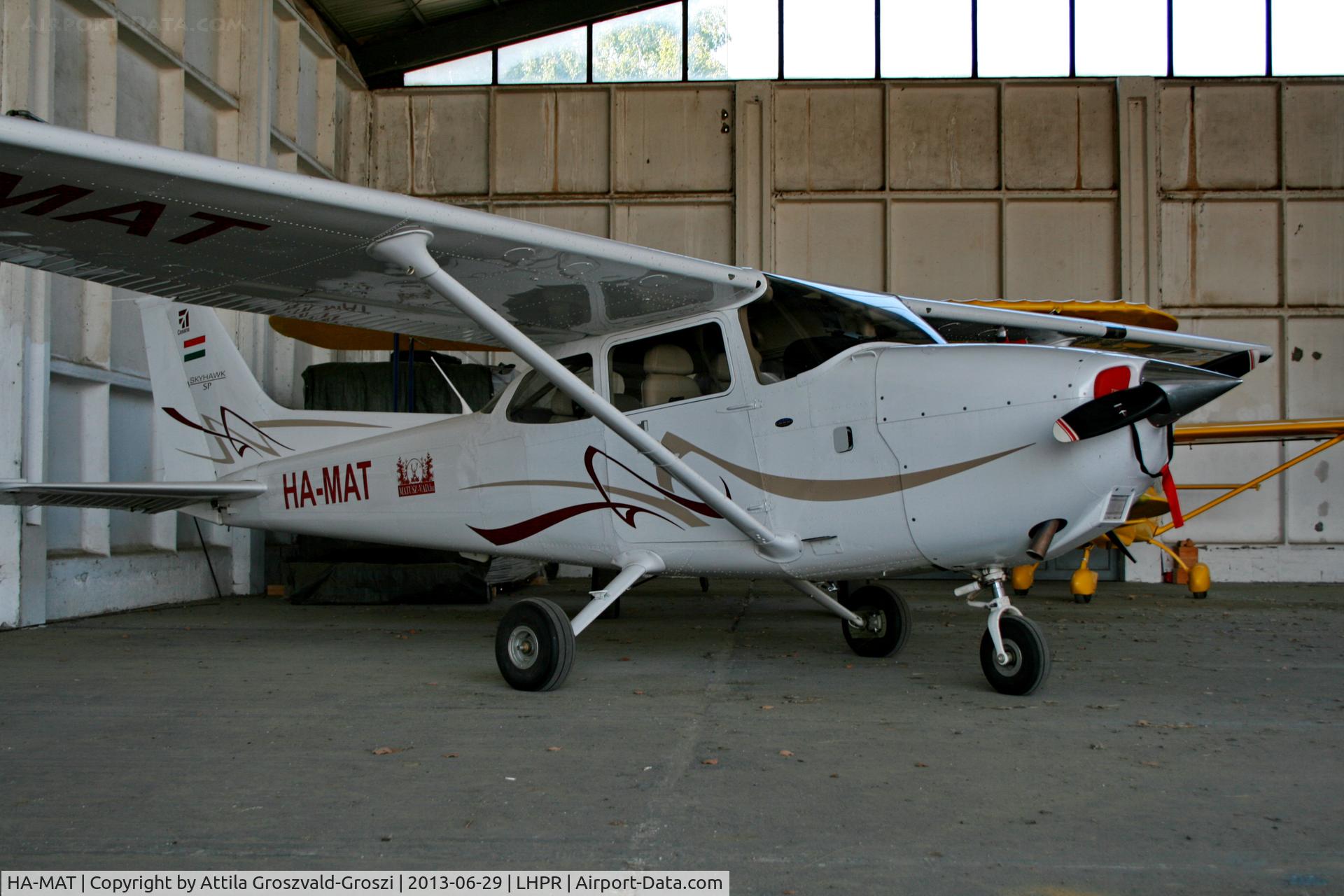 HA-MAT, 2008 Cessna 172S Skyhawk SP C/N 172S10755, Györ-Pér Airport