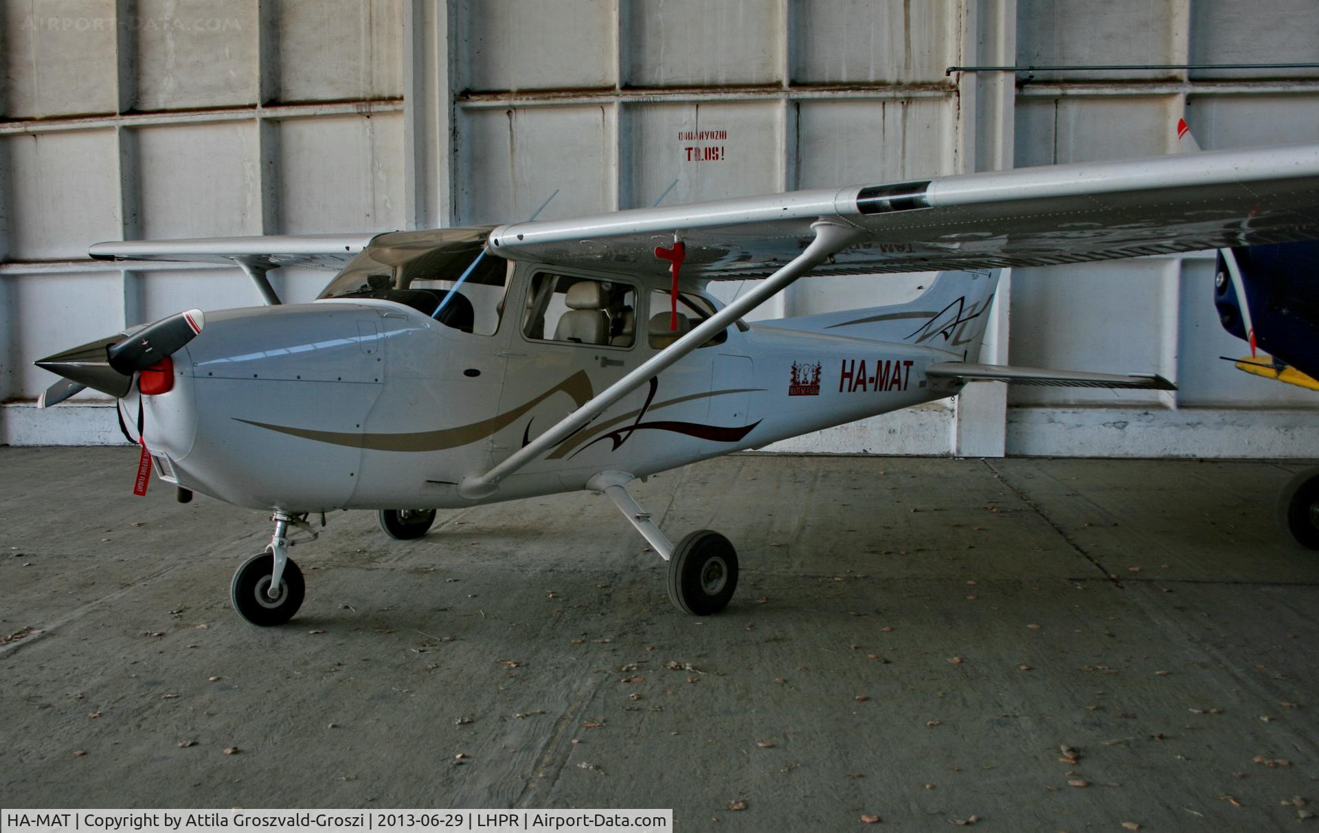 HA-MAT, 2008 Cessna 172S Skyhawk SP C/N 172S10755, Györ-Pér Airport