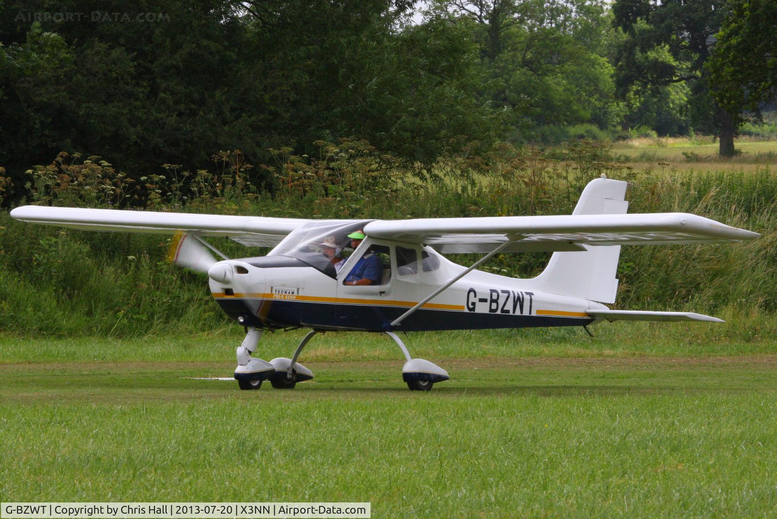 G-BZWT, 2001 Tecnam P-92EA Echo C/N PFA 318-13681, at the Stoke Golding stakeout 2013
