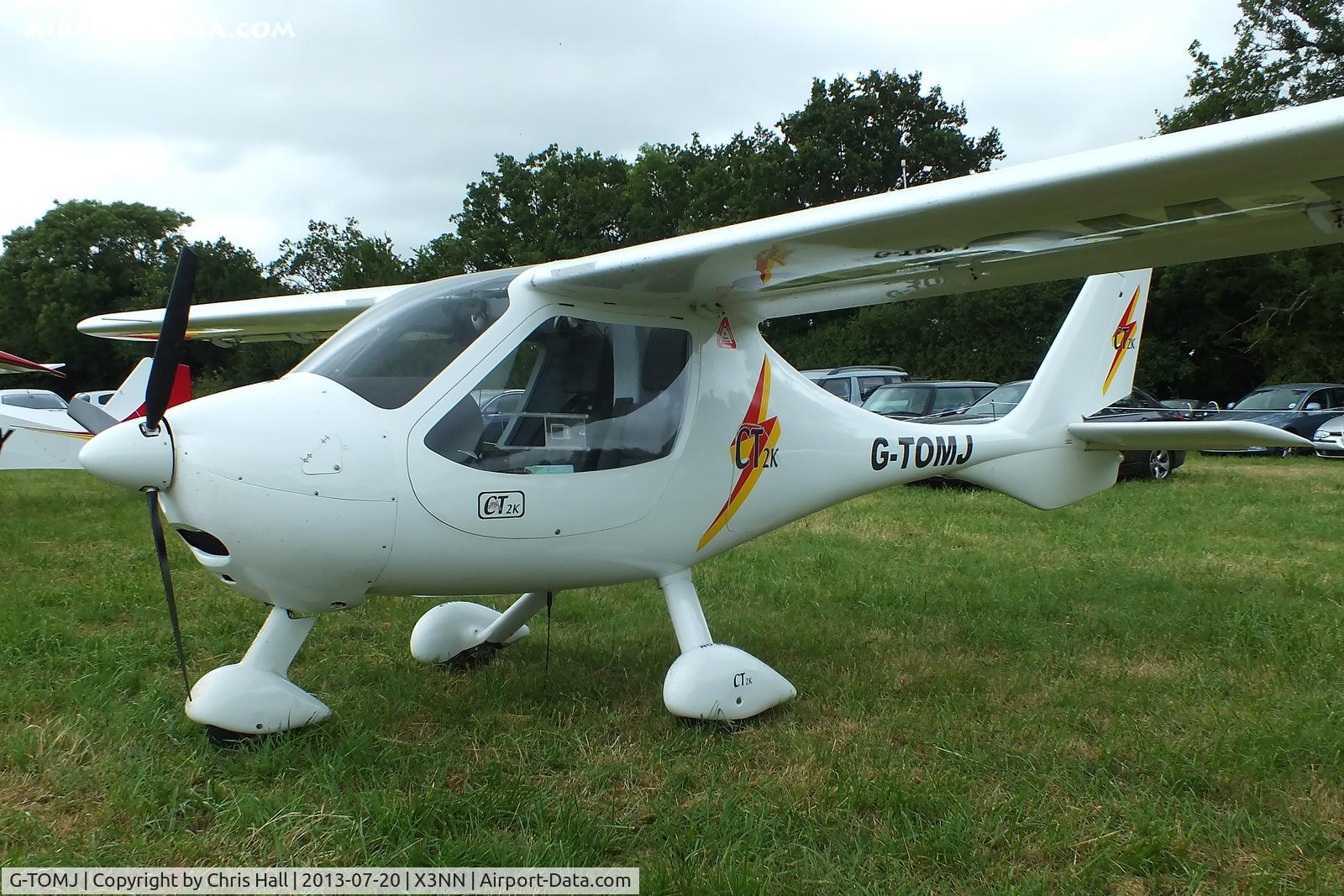G-TOMJ, 2003 Flight Design CT2K C/N 7975, at the Stoke Golding stakeout 2013