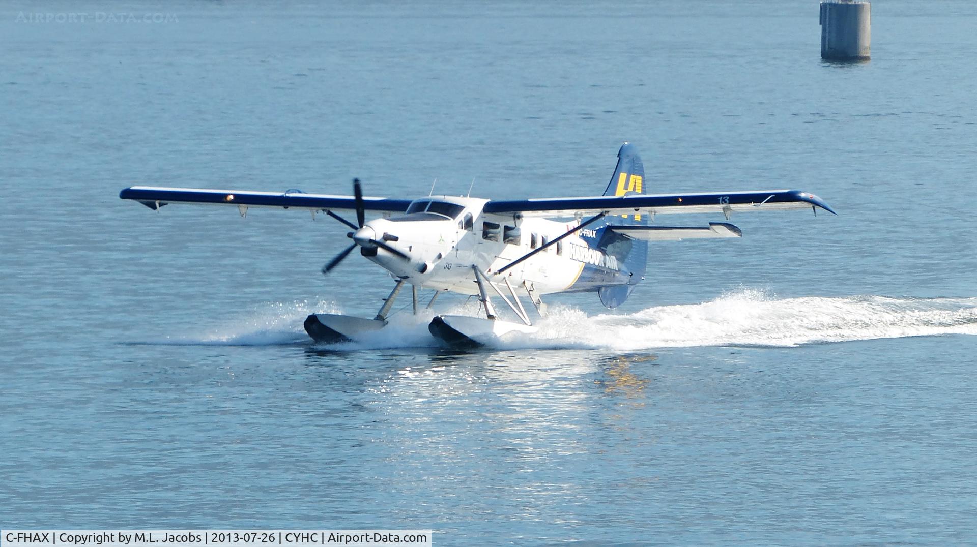 C-FHAX, 1959 De Havilland Canada DHC-3T Vazar Turbine Otter Otter C/N 339, Harbour Air #313 just landed in Coal Harbour.