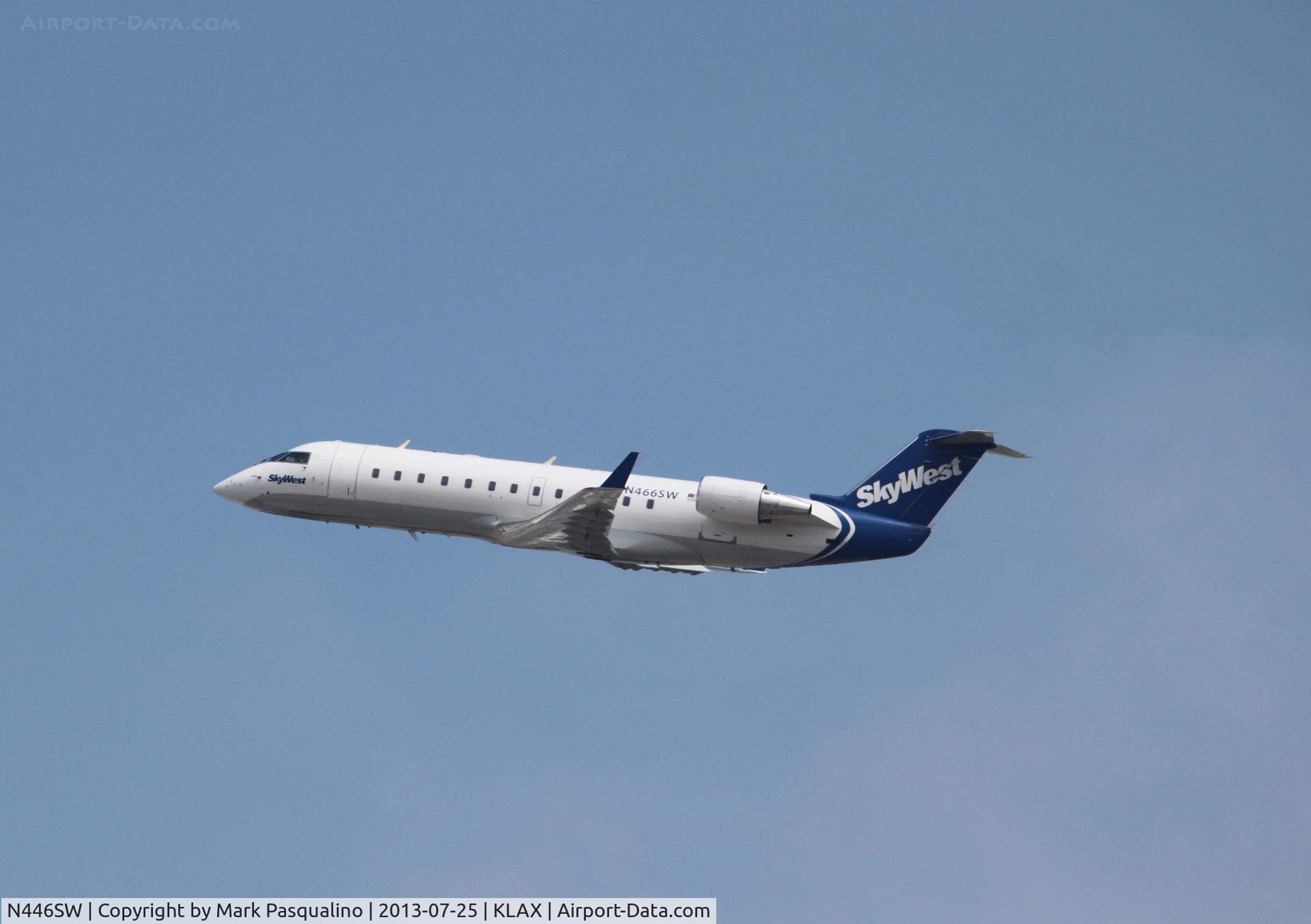 N446SW, 2002 Bombardier CRJ-200LR (CL-600-2B19) C/N 7666, CL-600-2B19