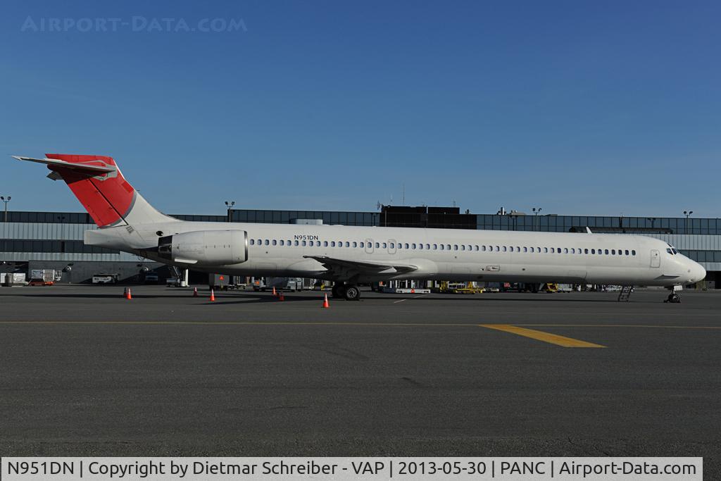 N951DN, 1997 McDonnell Douglas MD-90-30 C/N 53361, Delta Airlines MD90