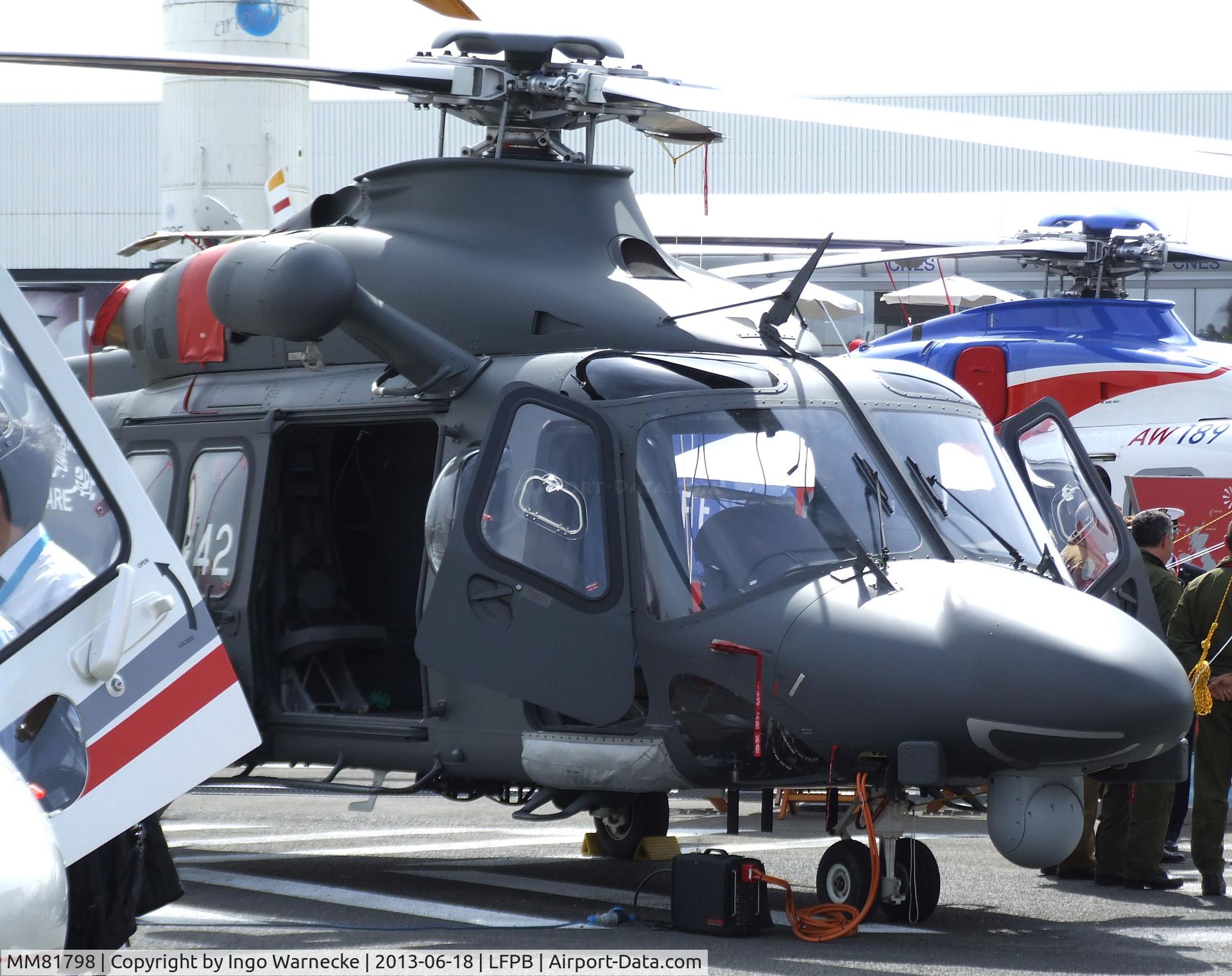 MM81798, 2012 AgustaWestland HH-139A C/N 31420, AgustaWestland HH-139A of the Aeronautica Militare Italiana (Italian Air Force) at the Aerosalon 2013, Paris