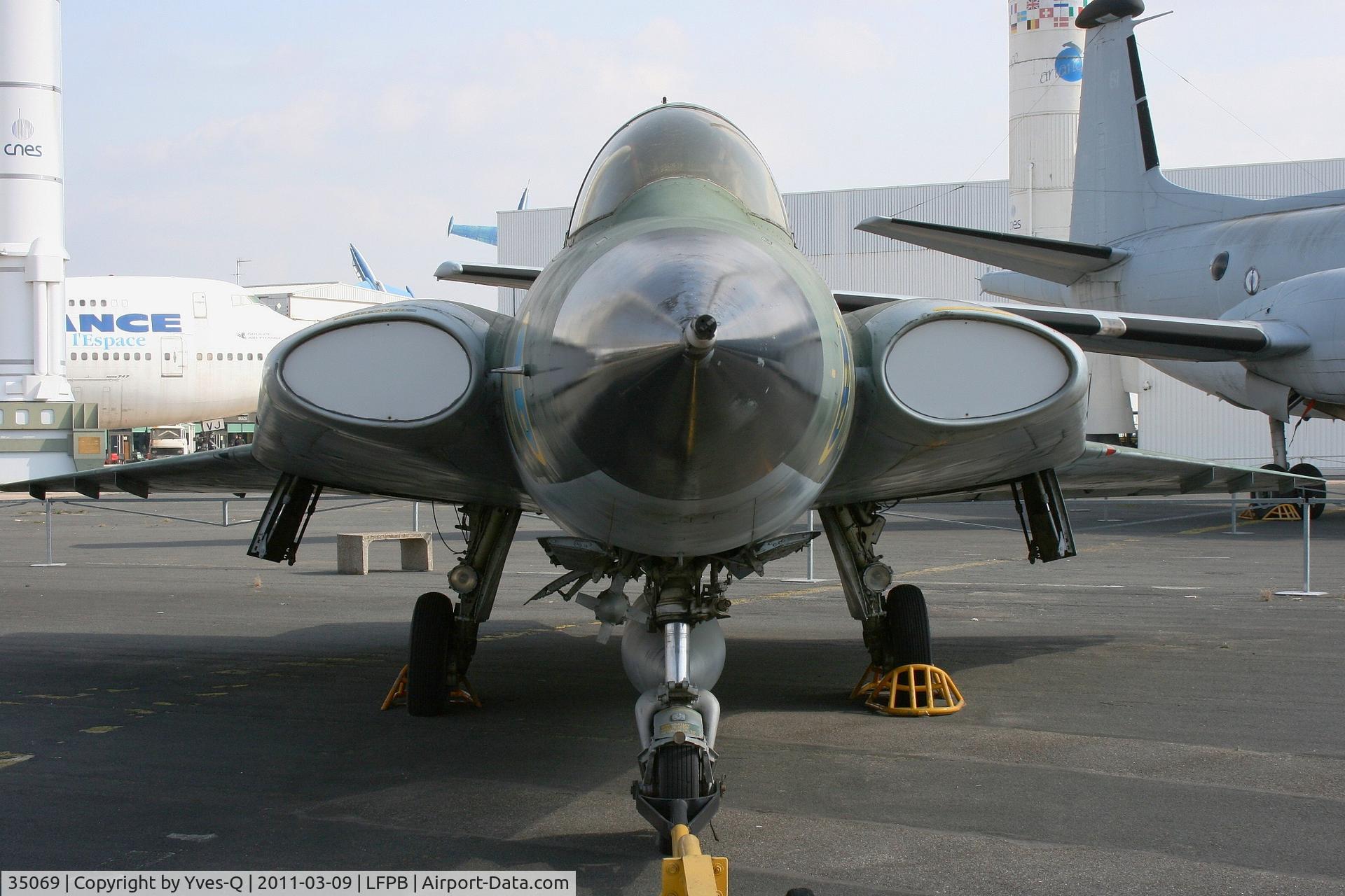 35069, 1961 Saab J-35A Draken C/N 35-069, Saab J-35A Draken, Air & Space Museum Paris-Le Bourget (LFPB)
