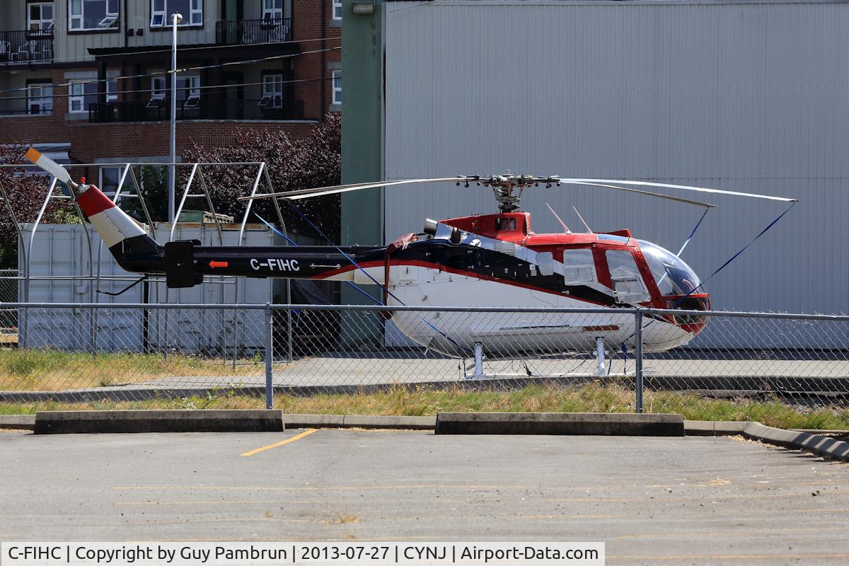 C-FIHC, 1982 Aérospatiale AS-350BA Ecureuil C/N 5191, @ CYNJ