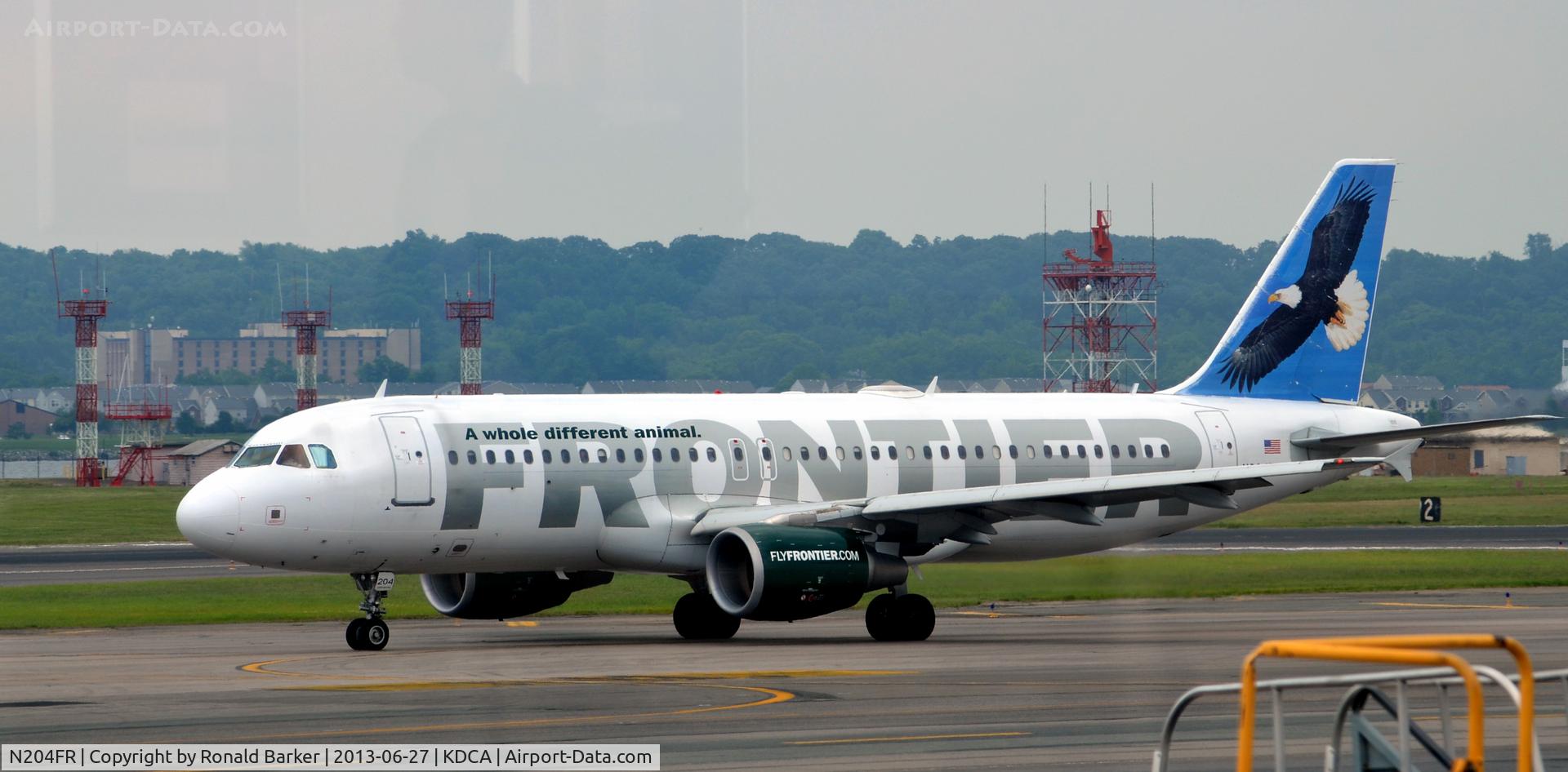 N204FR, 2004 Airbus A320-214 C/N 2325, Taxi DCA