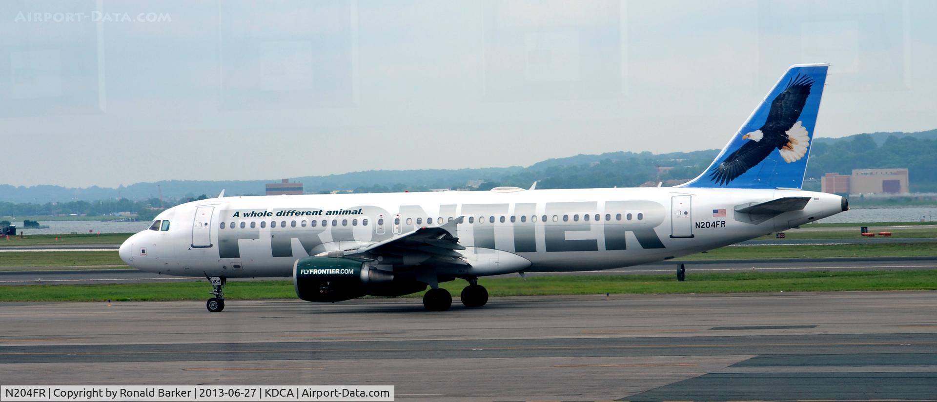 N204FR, 2004 Airbus A320-214 C/N 2325, Taxi DCA