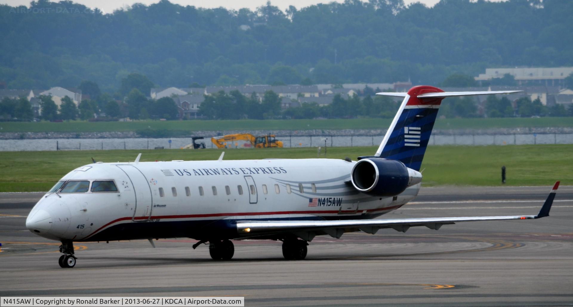 N415AW, 2001 Bombardier CRJ-200LR (CL-600-2B19) C/N 7593, Taxi DCA