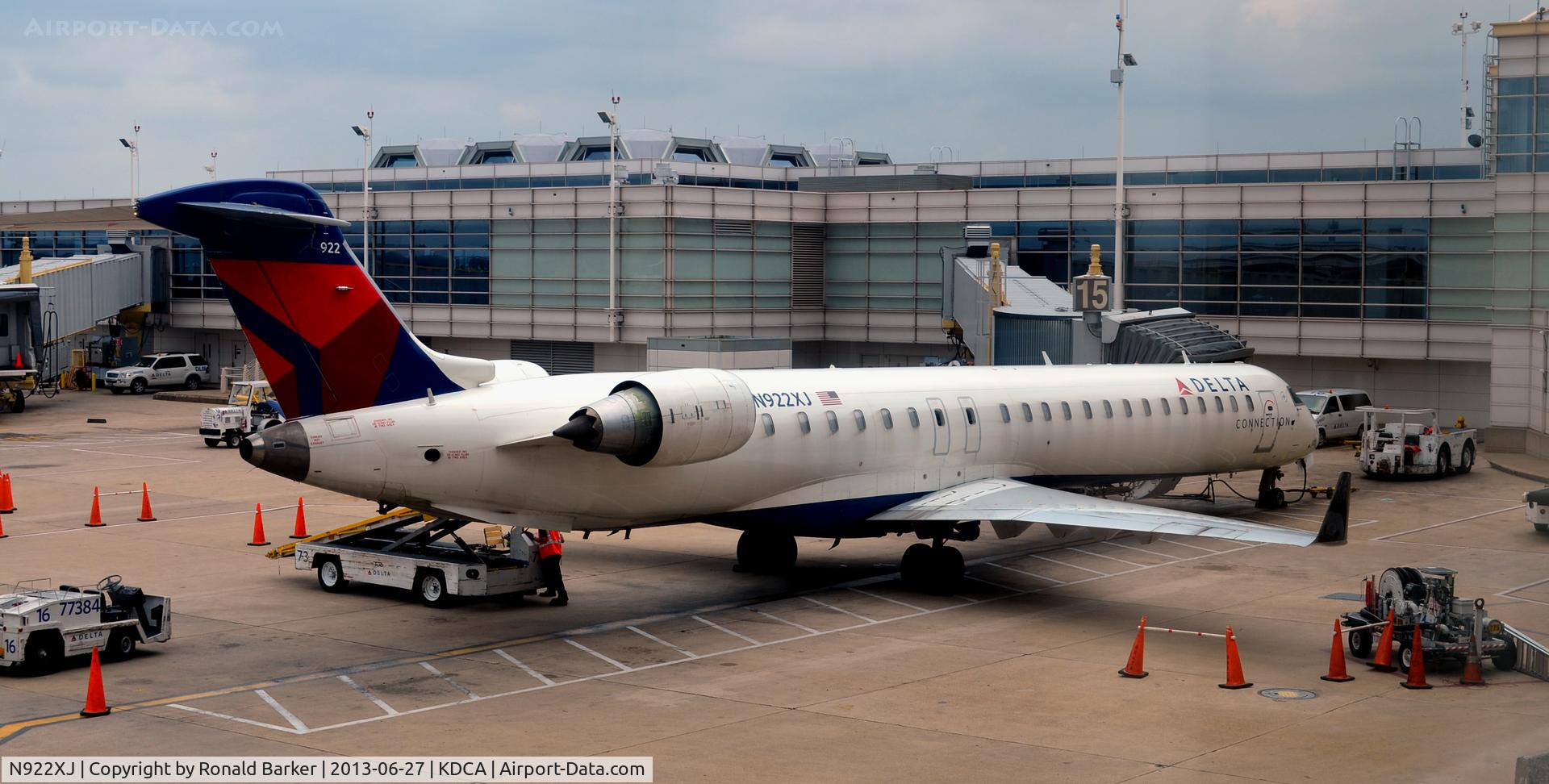N922XJ, 2008 Bombardier CRJ-900LR (CL-600-2D24) C/N 15174, Gate 15  DCA