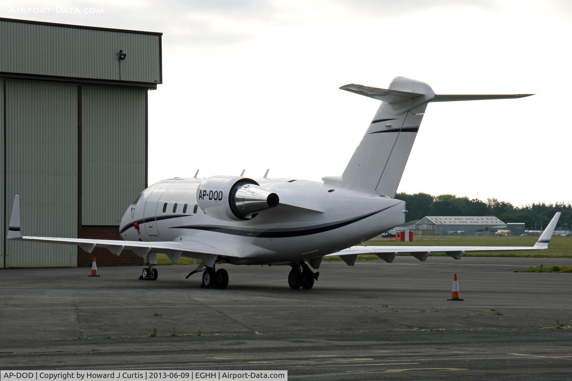 AP-DOD, 1999 Bombardier Challenger 604 (CL-600-2B16) C/N 5422, Corporate