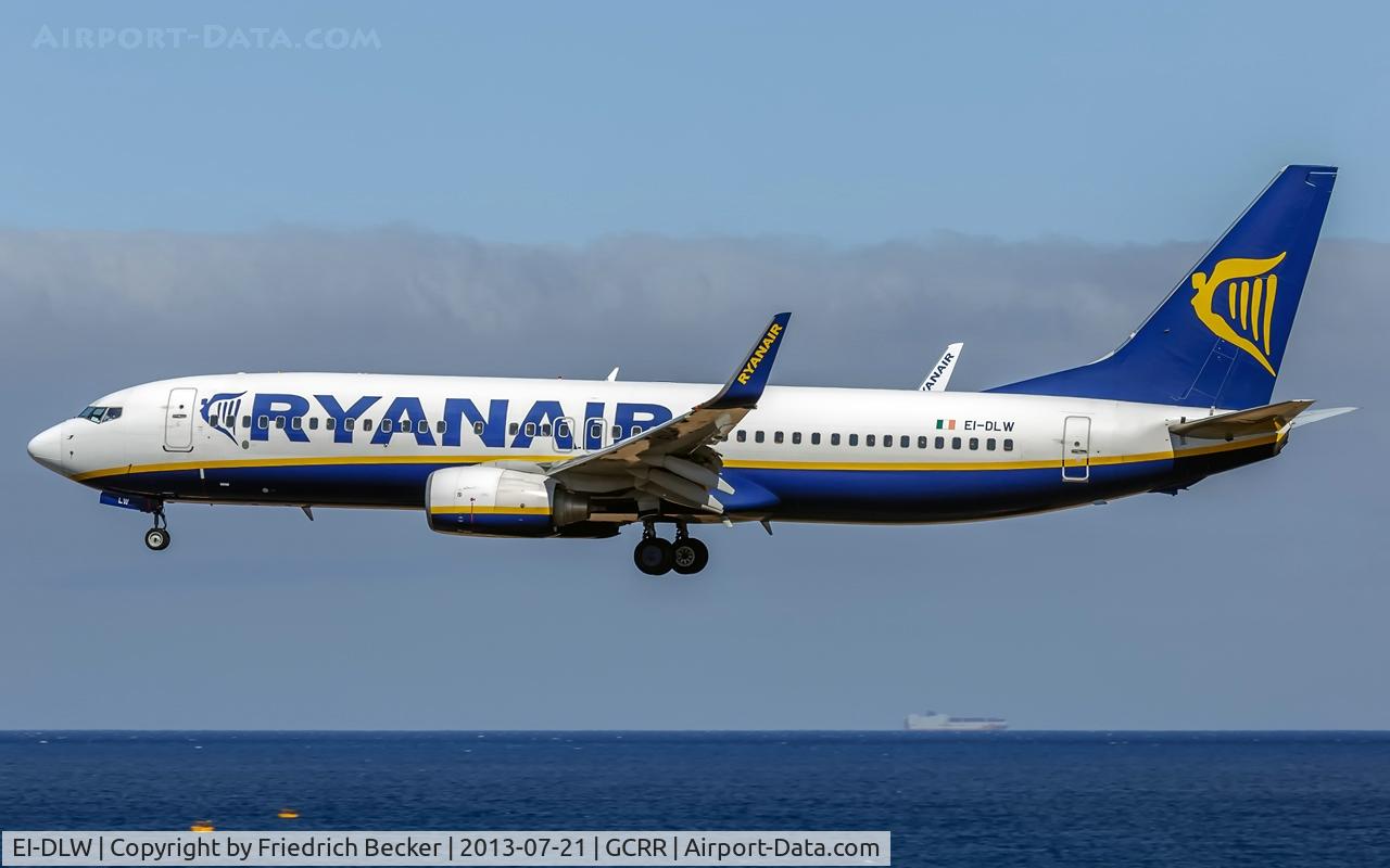 EI-DLW, 2006 Boeing 737-8AS C/N 33599, on final at Arrecife