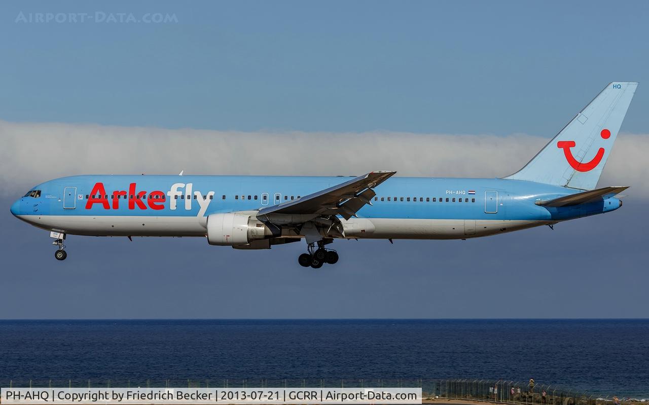 PH-AHQ, 1990 Boeing 767-383 C/N 24477, on final at Arrecife