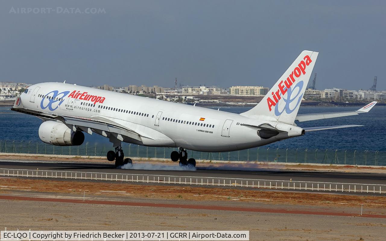 EC-LQO, 2002 Airbus A330-243 C/N 505, touchdown at Arrecife