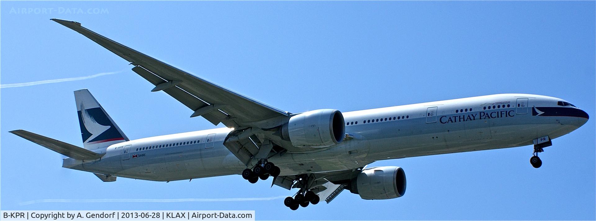 B-KPR, 2010 Boeing 777-367/ER C/N 36163, Cathay Pacific, is here on short finals at Los Angeles Int´l(KLAX), bound from Hong Kong(VHHH)