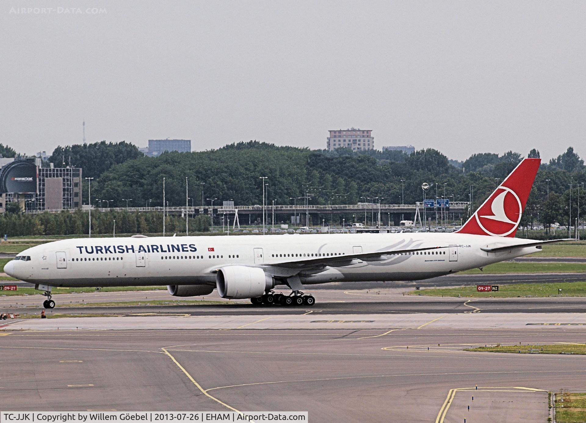 TC-JJK, 2010 Boeing 777-3F2/ER C/N 40711, Taxi to the gate of Schiphol Airport