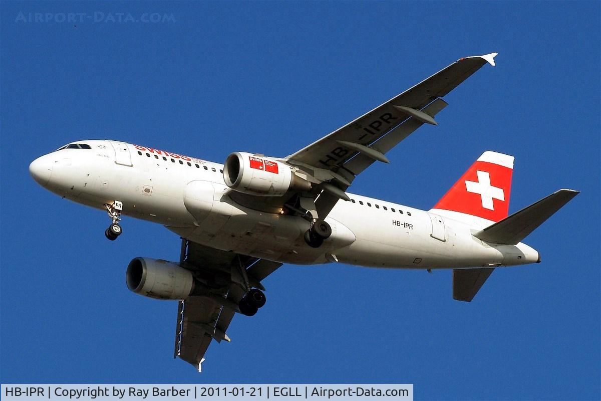 HB-IPR, 1999 Airbus A319-112 C/N 1018, Airbus A319-112 [1018] (Swiss International Air Lines) Home~G 21/01/2011. On approach 27R
