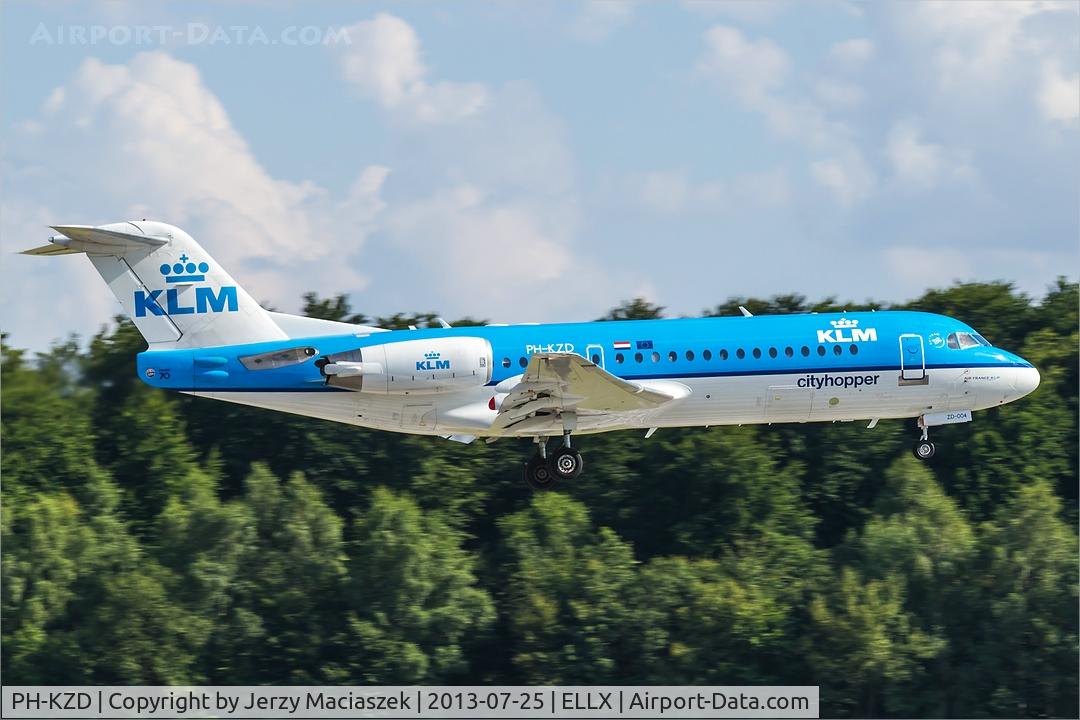 PH-KZD, 1997 Fokker 70 (F-28-0070) C/N 11582, Fokker 70