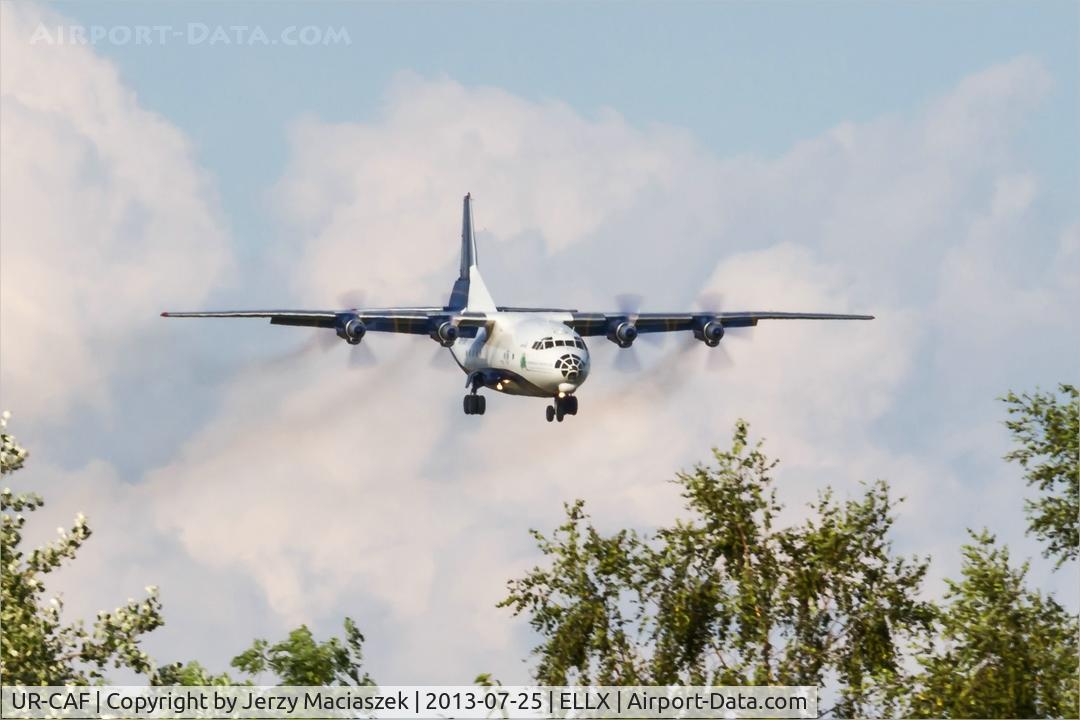 UR-CAF, 1963 Antonov An-12BP C/N 3341209, Antonov An-12BP