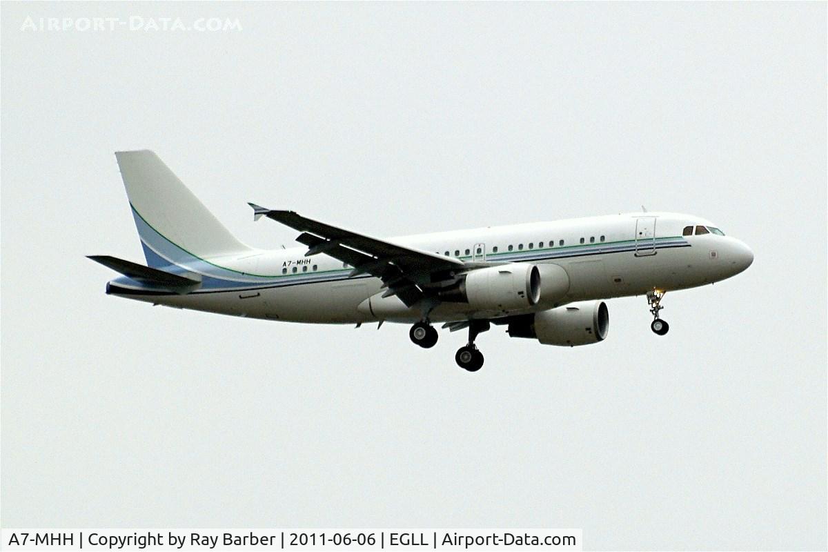 A7-MHH, 2009 Airbus ACJ319 (A319-115/CJ) C/N 3994, Airbus A319-115CJ [3994] (Qatar Airways Amiri Flight) Home~G 06/06/2011. On approach 27L.