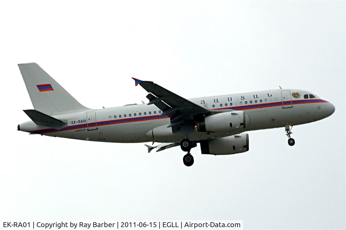 EK-RA01, 1998 Airbus A319-132 C/N 0913, Airbus A319-132 [0913] (Government of Armenia) Home~G 15/06/2011. On approach 27L.