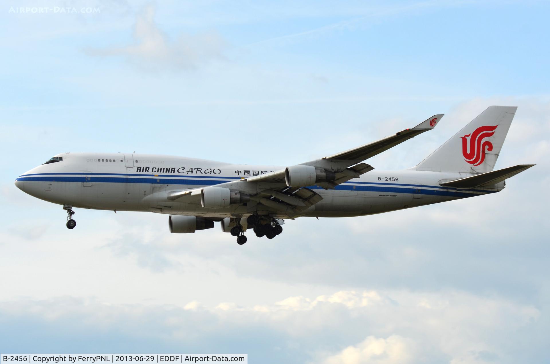 B-2456, 1989 Boeing 747-4J6/BCF C/N 24346, Air China  freighter landing