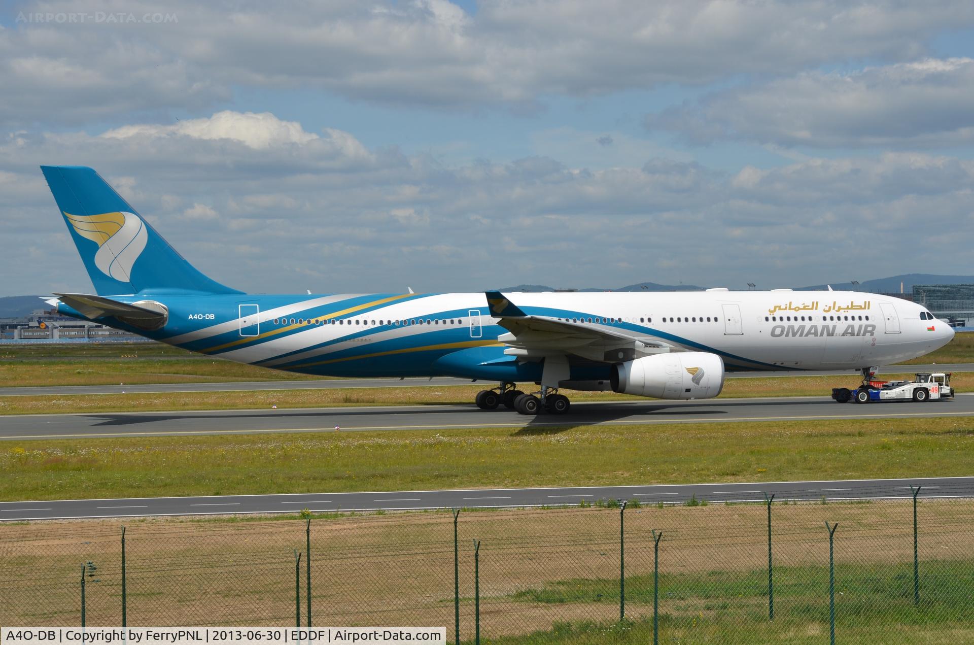 A4O-DB, 2009 Airbus A330-343 C/N 1044, Oman shows its A330-343 here in FRA
