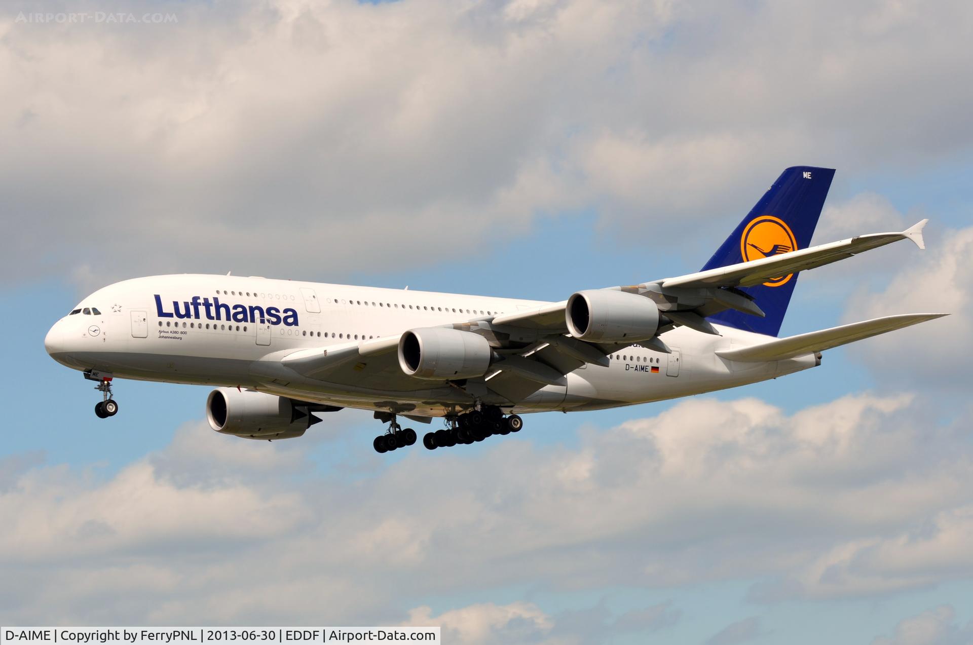 D-AIME, 2000 Airbus A330-223 C/N 324, Lufthansa A388 landing