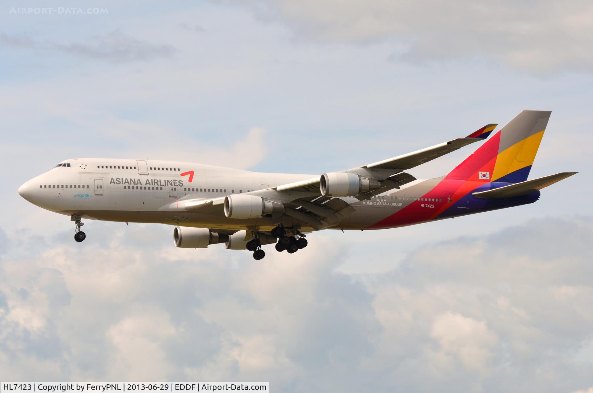 HL7423, 1997 Boeing 747-48EM(F) C/N 27282, Asiana B744 landing in FRA
